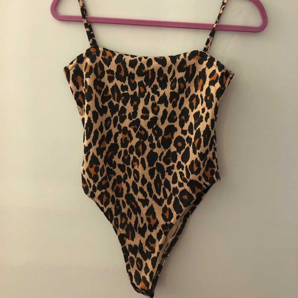 NWT BOOHOO bodysuit